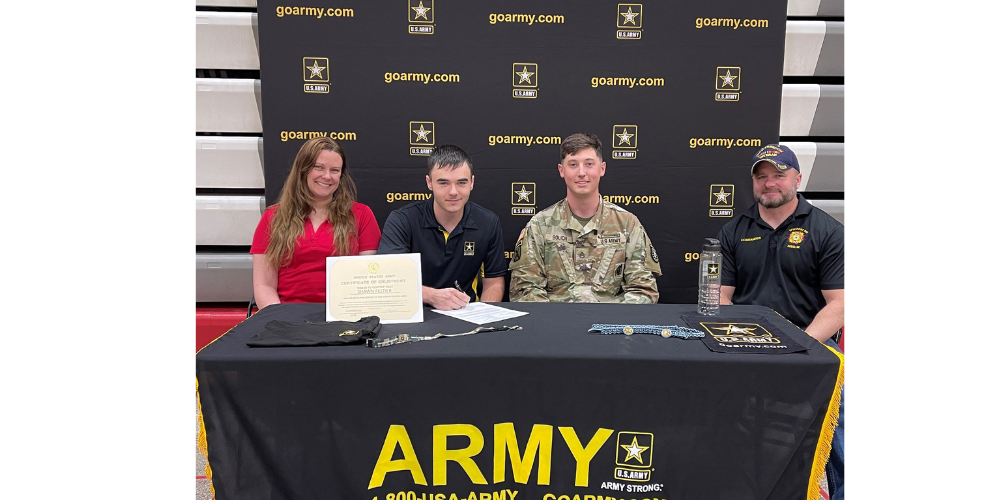 CHS Seniors Signs to Army