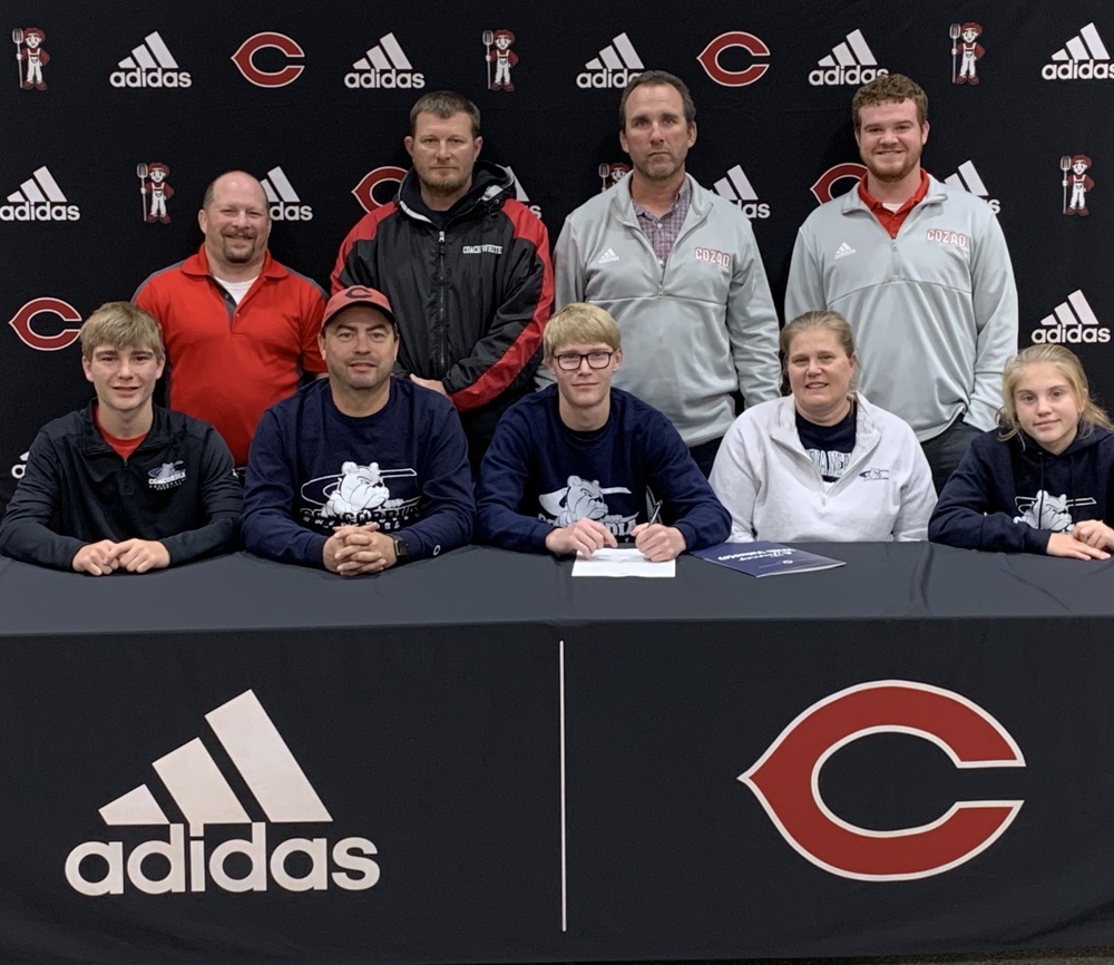 Bussinger Signs to Wrestler for Concordia University